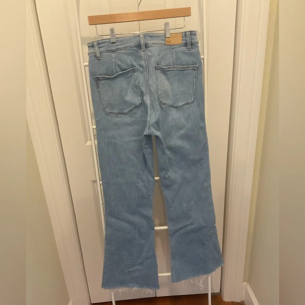 PAIGE Marlow Skimmer Light Blue Flare Jeans  Size 29